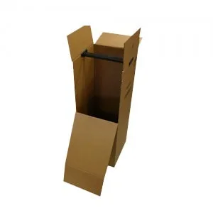 Kleiderbox mit Stange